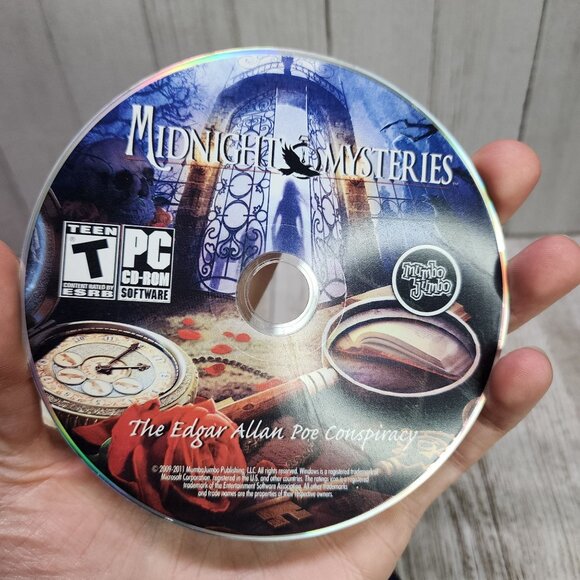 Happy Holidays Innovative Match 3 Puzzler & A Thrilling Coldcsae Adventure PC CD - Picture 5 of 8